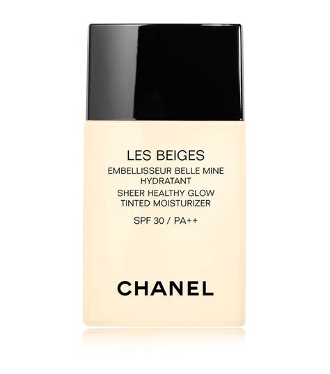 chanel les beiges les indispensables|Chanel le beige tinted moisturizer.